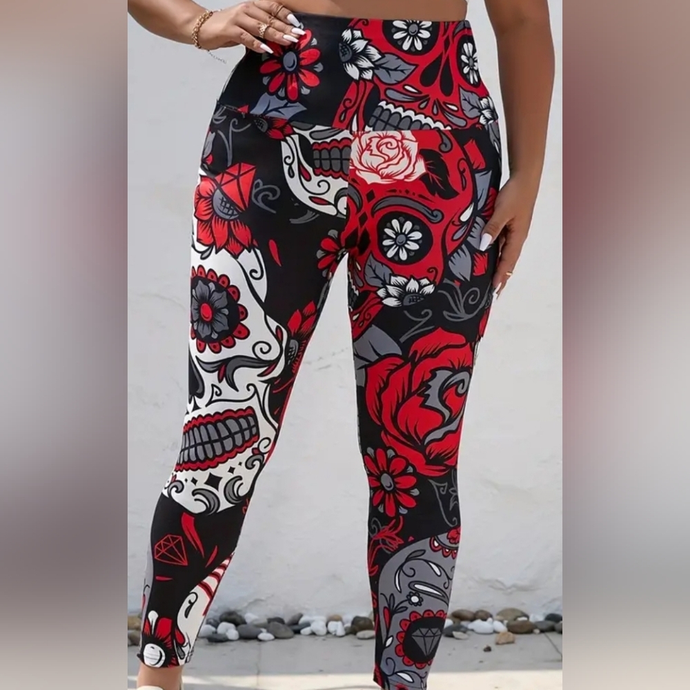 Skull leggings NWOT